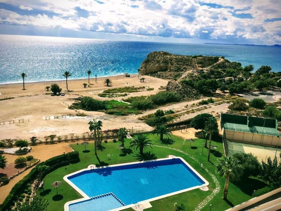 Top-Floor Beachfront Apartment With Parking, Pool, & Spacious Sea-View Balcony Villajoyosa  Exterior foto